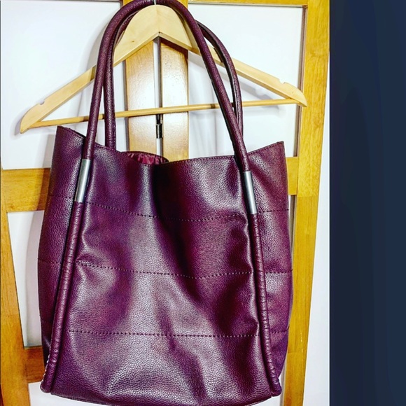Neiman Marcus Faux Leather Tote - Picture 2 of 3